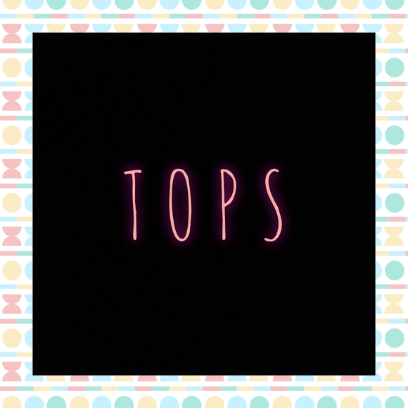 💮 Tops 💮 - Picture 1 of 1